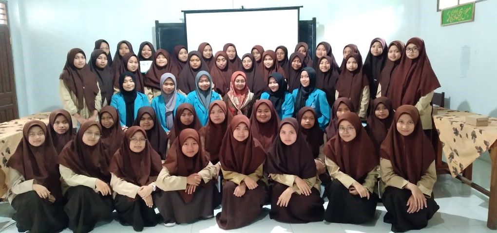 Riset Pengetahuan Anak Pondok Pesantren Soal Kesehatan Reproduksi