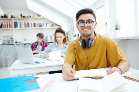 7 Cara Belajar Efektif yang Bikin Kamu Makin Pintar Setiap Hari